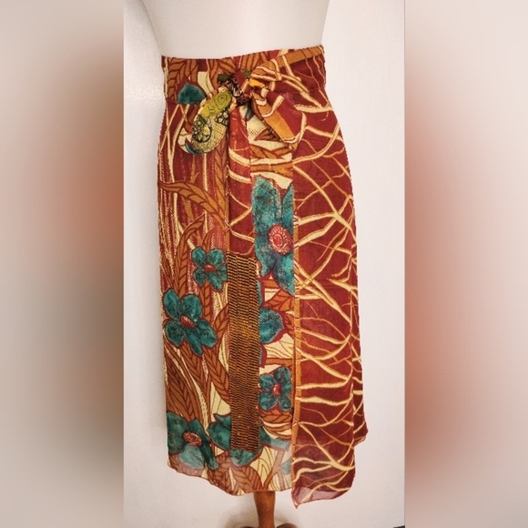 TWO PLY REVERSIBLE WRAP SKIRT - Picture 9 of 11